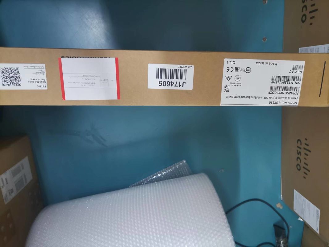 MSB7800-ES2F Mellanox Network Switch InfiniBand EDR 100Gb / S System 36 QSFP28 Ports 1U