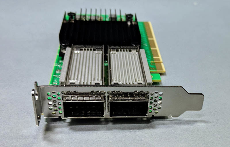 Stock Mellanox MCX556A-EDAT ConnectX-5 VPI بطاقة محول EDR IB 100 جيجابت / ثانية 100 جيجابت ثنائي المنفذ