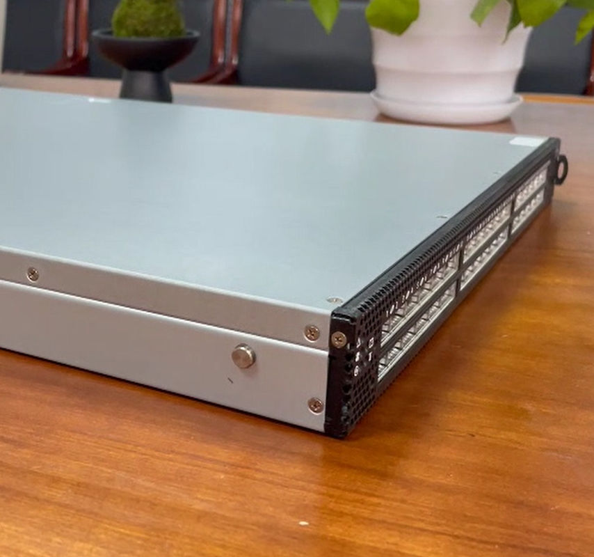 40 منفذ Mellanox Infiniband Switch غير مسدودة HDR 200Gb / S MQM8700-HS2F