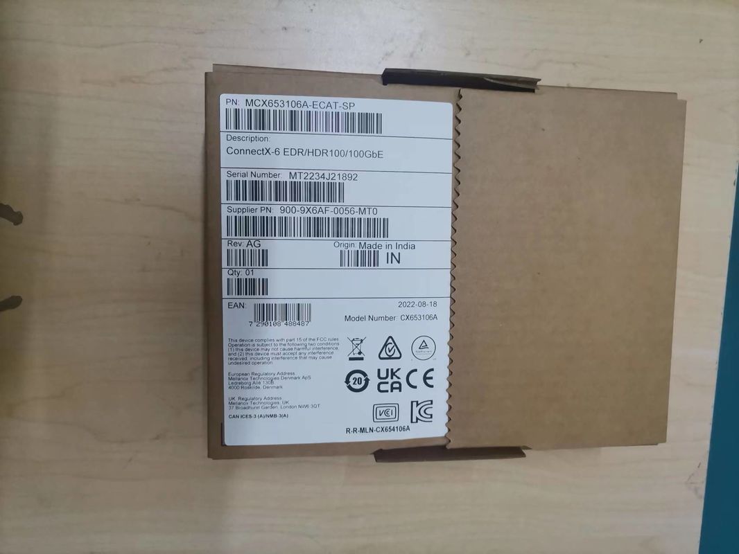 MCX653105A-ECAT ConnectX-6 بطاقة محول VPI 100Gb / S HDR100 EDR IB 100GbE منفذ واحد QSFP56
